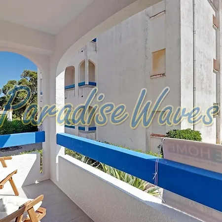 Ouramar - 550 Meters From De Apartmán