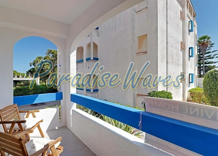 Ouramar - 550 Meters From De Apartman